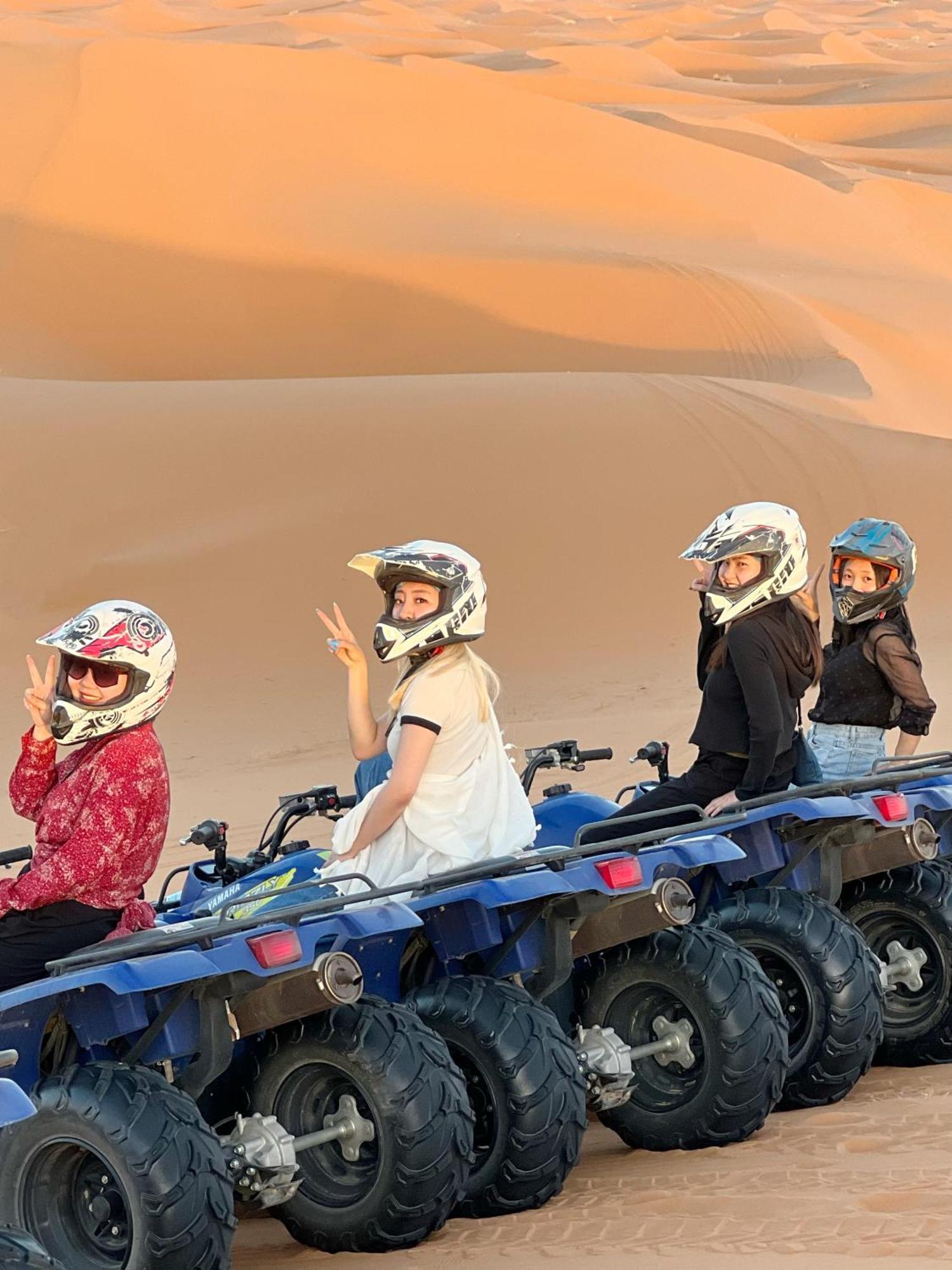 Hotel Sahara Dream Luxury Camp Merzouga Esterno foto