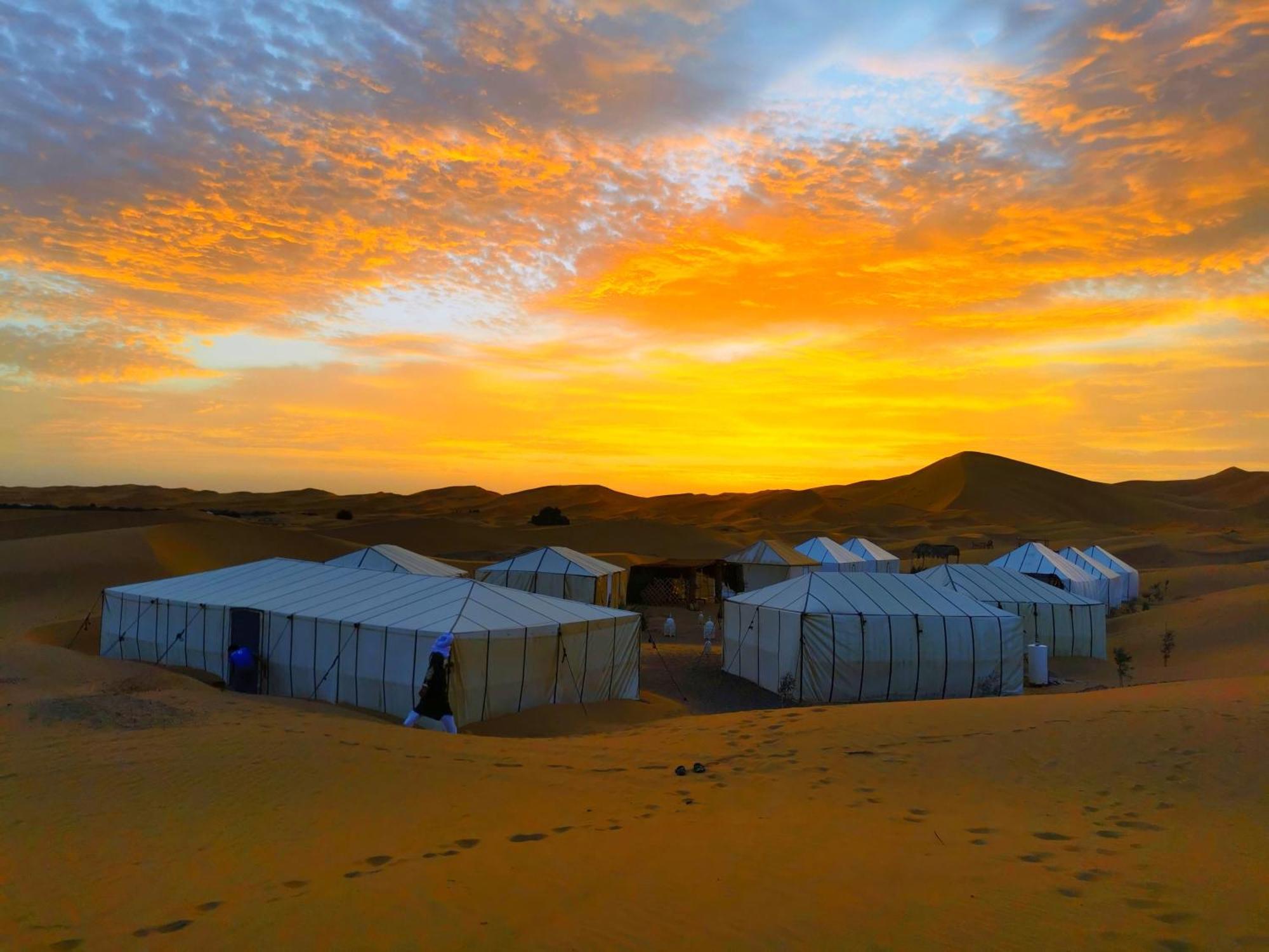 Hotel Sahara Dream Luxury Camp Merzouga Esterno foto